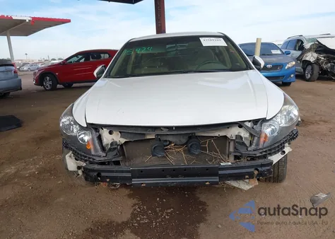 2009 Honda Accord 2.4 Lx z USA, uszkodzony, nr VIN JHMCP26389C002398